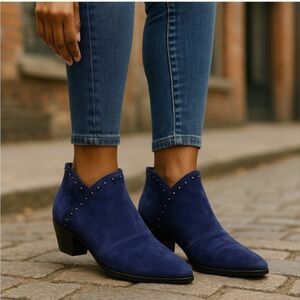 Vero Cuoio Italian Blue Suede Booties Boots 36 6
